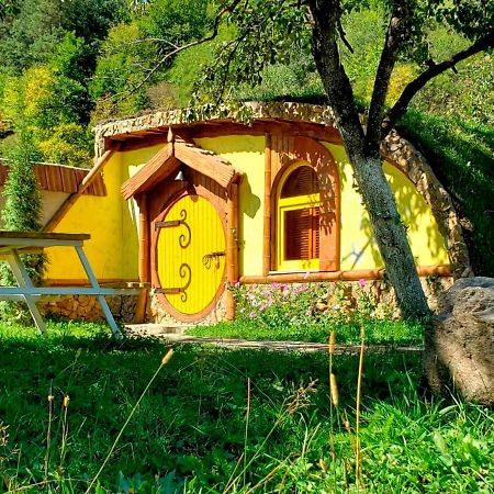 Cozy House Hotel Dilijan Exterior foto