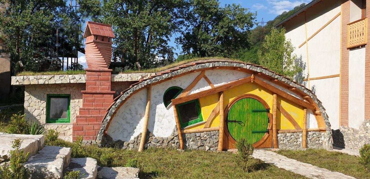 Cozy House Hotel Dilijan Exterior foto