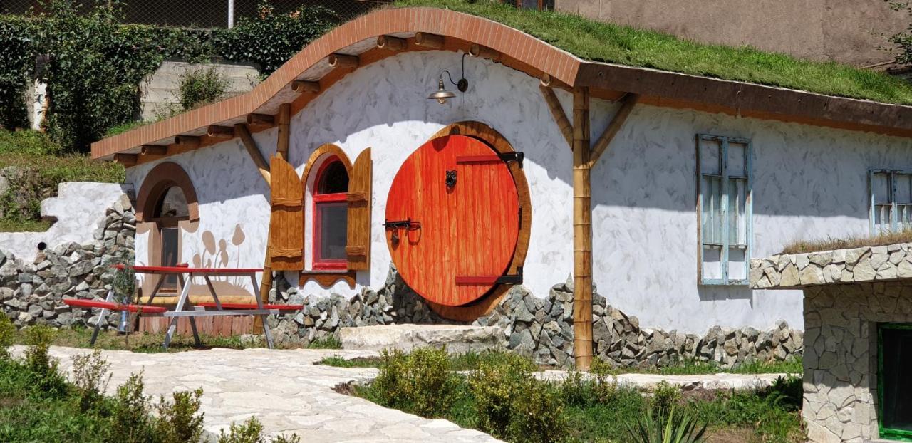 Cozy House Hotel Dilijan Exterior foto