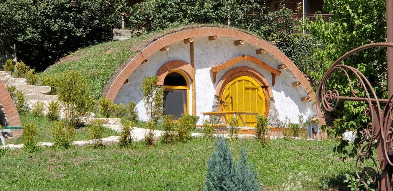 Cozy House Hotel Dilijan Exterior foto