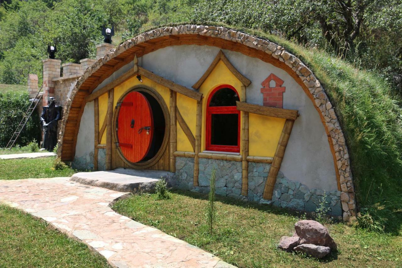 Cozy House Hotel Dilijan Exterior foto
