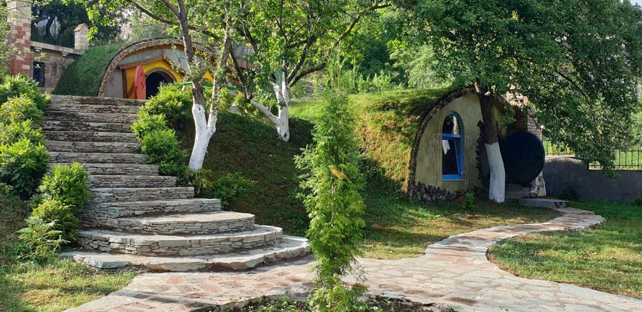 Cozy House Hotel Dilijan Exterior foto