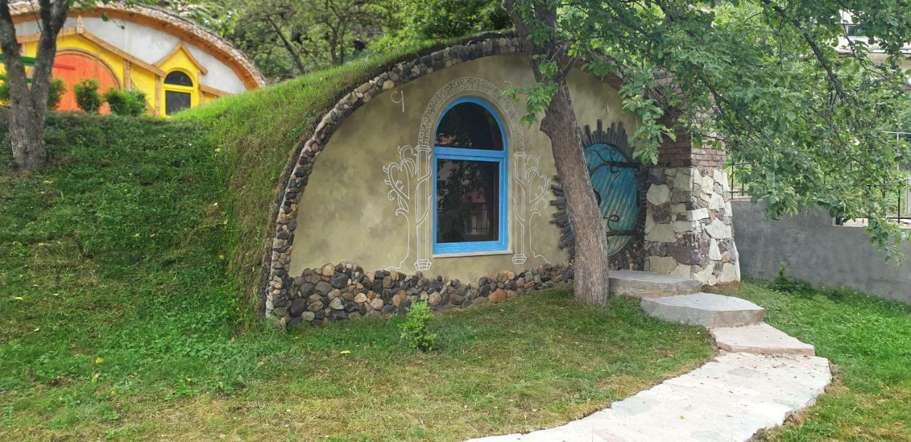 Cozy House Hotel Dilijan Exterior foto