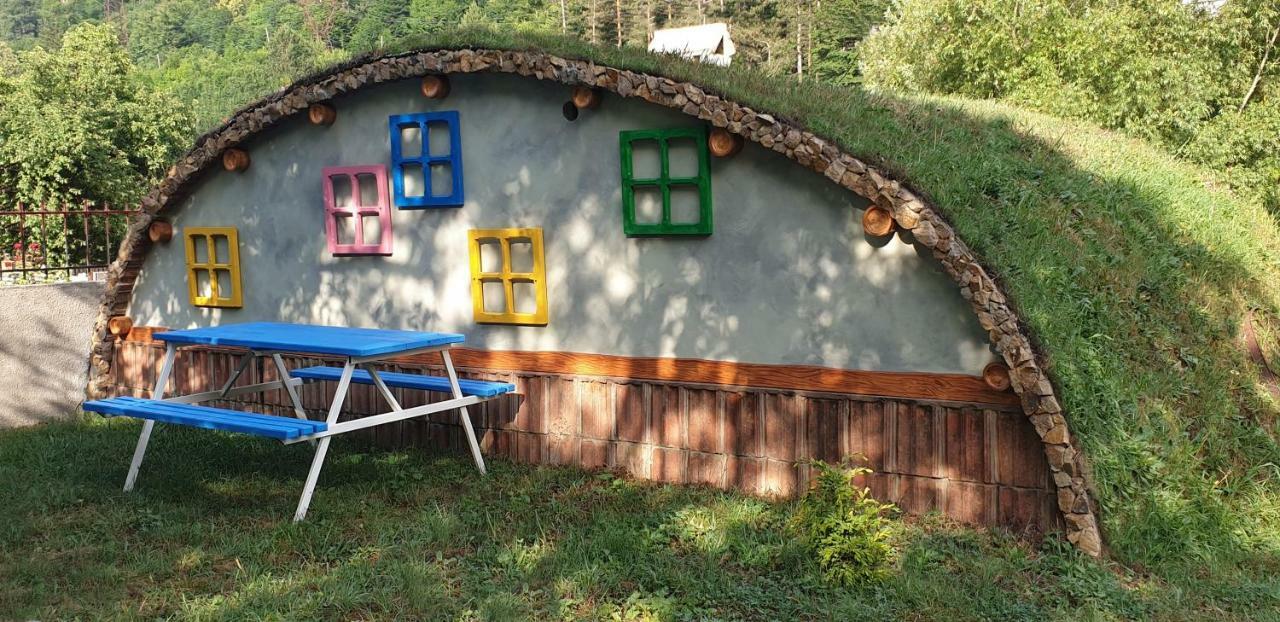 Cozy House Hotel Dilijan Exterior foto